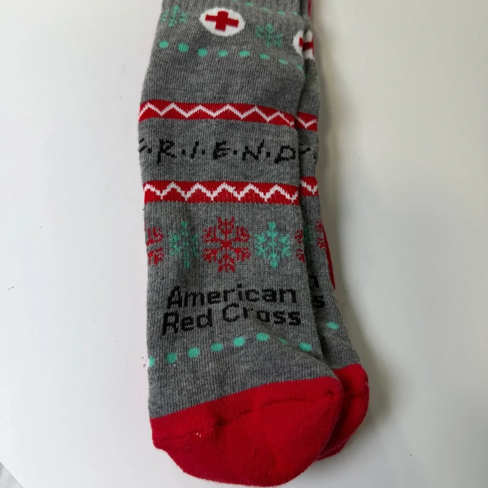 Friends TV‎ Show American Red Cross Socks 2 Pair Pack Turkey Grey Red Bioworld